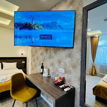 Side One Design Hotel Garni Beograd Eksteriør bilde